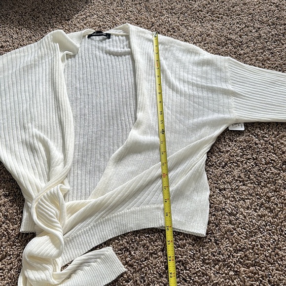 NWT Olivaceous Apricot Lane Cream Cropped Tie Front Cardigan Sweater Large - Picture 13 of 13